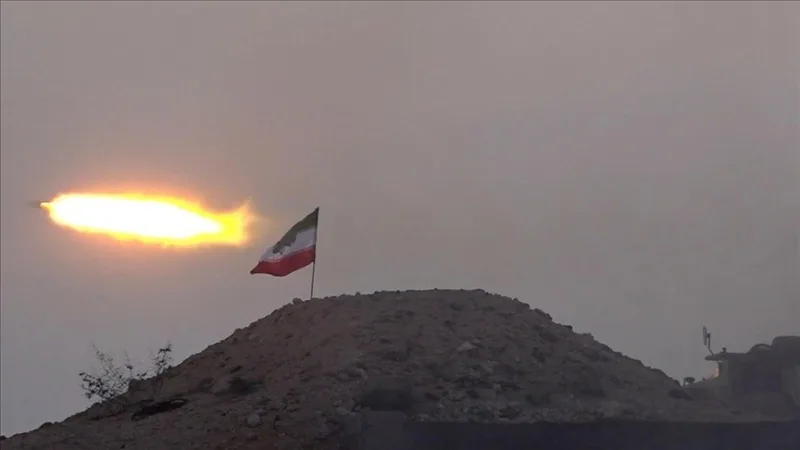 Die iranischen Revolutionsgarden warnen die Golfstaaten vor „Öl“